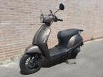 agm swan snor brommer 2017 4125 km !! Gratis nieuwe helm !!!, Fietsen en Brommers, Brommers | Overige merken, Ophalen, Pascalstraat 6 1704 RD Heerhugowaard