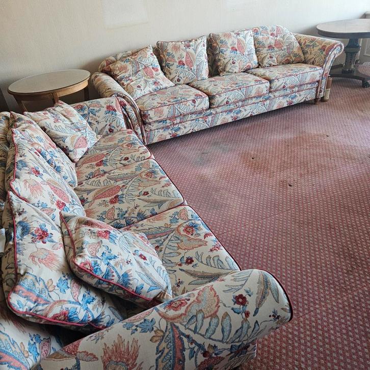 Mooie Stoffen Bankstel met Bloemenmotief, Huis en Inrichting, Banken | Bankstellen, Gebruikt, Vierpersoons of meer, Ophalen