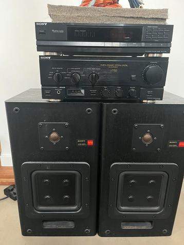 Stereoset merk Sony V7700  + apm-22ES beschikbaar voor biedingen