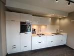 Moderne keuken te koop met AEG en Novy apparatuur, Ophalen, Wit, Enkelwandige keuken, Composiet