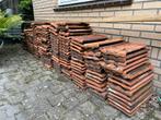 Gratis! Dakpannen 700 stuks, Doe-het-zelf en Verbouw, Dakpannen en Dakbedekking, Ophalen, Gebruikt, Steen of Klei, 15 m² of meer