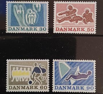 Denemarken 1971 , set 4 zegels  "Sport" , postfris.