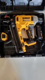 Dewalt DCN890, Ophalen, Zo goed als nieuw