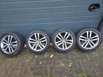 VW 16 Inch Velgen Sebring R-line met banden 215/45 R16, Ophalen, 215 mm, Velg(en), 16 inch