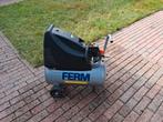 Nette Ferm compressor. 2HP 24liter tank 8 bar, Doe-het-zelf en Verbouw, Compressors, Ophalen, 6 tot 10 bar, Zo goed als nieuw