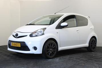 Toyota Aygo 1.0-12V Comfort (bj 2010) beschikbaar voor biedingen