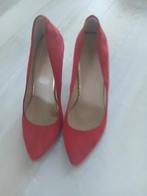 Dames schoenen, Ophalen of Verzenden, Zo goed als nieuw, Rood, Sneakers of Gympen