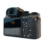 SONY A7R II (BODY) + VG-C2EM + 5 ACCU'S, Audio, Tv en Foto, Fotocamera's Digitaal, 42 Megapixel, Ophalen of Verzenden, Zo goed als nieuw