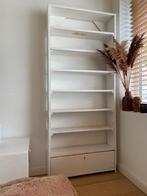 Vintage oude houten smalle dunne witte kast, Antiek en Kunst, Antiek | Meubels | Kasten, Ophalen