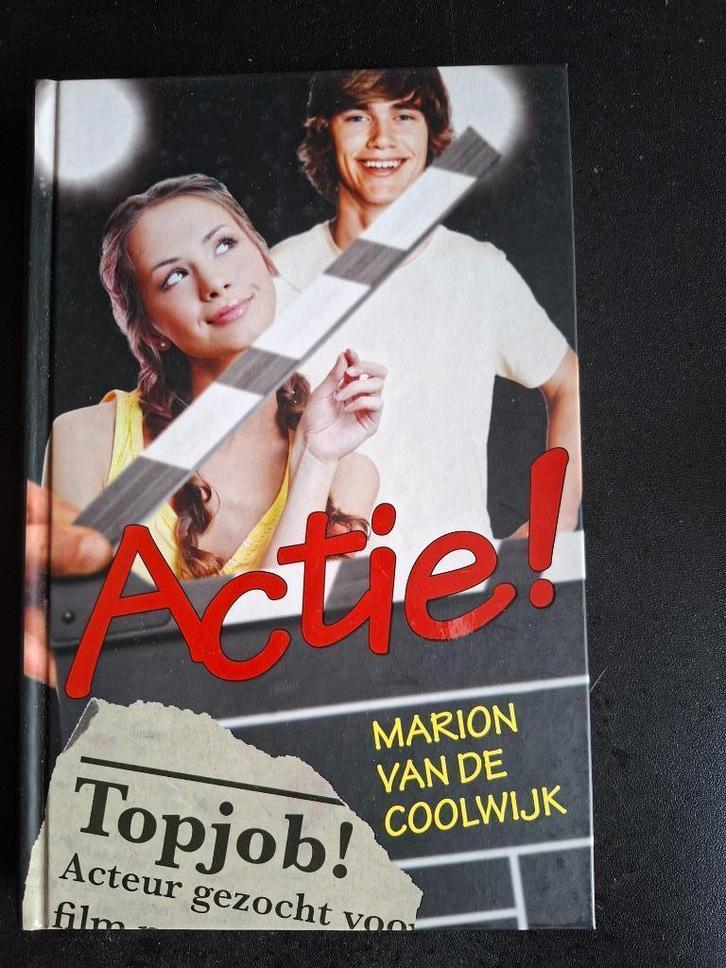 Actie ! - Marion van de  Coolwijk, Boeken, Kinderboeken | Jeugd | 13 jaar en ouder, Zo goed als nieuw, Fictie, Ophalen of Verzenden