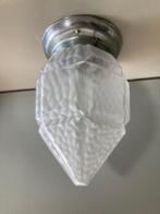 art deco plafondlamp in kegelvorm met gesatineerd glas lamp, Ophalen of Verzenden, Gebruikt, Glas, Art deco