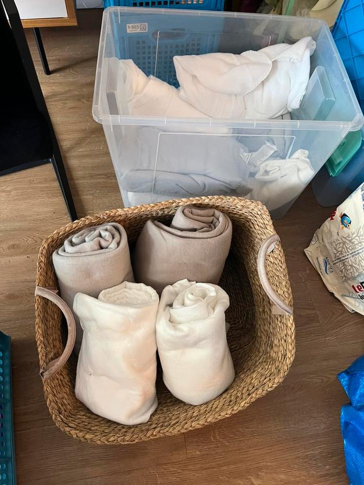 10 fleecedekens met mand voor bruiloft, Huis en Inrichting, Woonaccessoires | Schalen en Manden, Rechthoekig, Riet, Ophalen