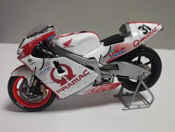 Minichamps: Honda NSR 500 - Tetsuya Harada - MotoGP 2002 beschikbaar voor biedingen