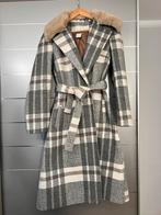 Rinascimento Lange Wolmantel – Grijs/Wit – Dames – S/M, Kleding | Dames, Jassen | Winter, Ophalen of Verzenden, Zo goed als nieuw