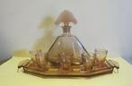 Antieke art deco rozaline likeurset: karaf, plateau,borrels, Antiek en Kunst, Antiek | Glas en Kristal, Verzenden