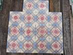 12 Antieke wandtegels met afbeelding in relief 15.4x15.4cm, Antiek en Kunst, Ophalen