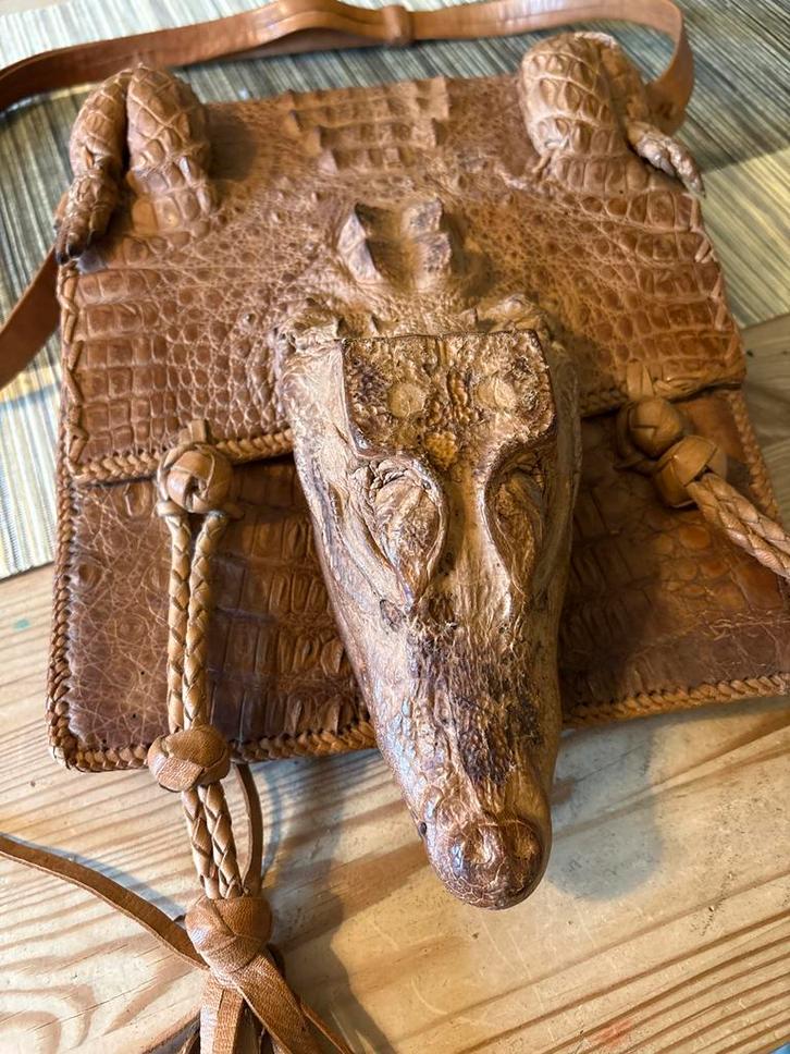 Vintage Krokodillenleren Handtas met Kop - Zeldzaam!, Sieraden, Tassen en Uiterlijk, Tassen | Damestassen, Gebruikt, Handtas, Bruin