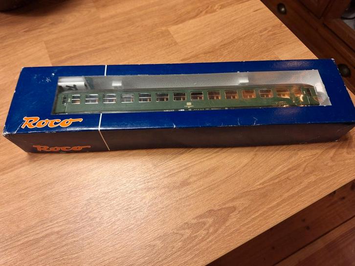 Roco 44455 D-zug rijtuig - Groen, Hobby en Vrije tijd, Modeltreinen | H0, Zo goed als nieuw, Wagon, Gelijkstroom, Roco, Analoog