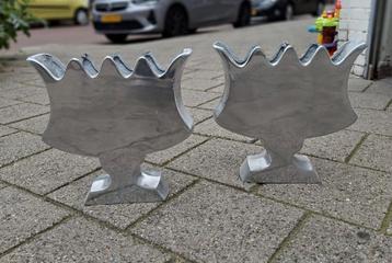 Zilverkleurige Vazen/potten Set beschikbaar voor biedingen