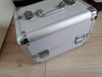 Make-up koffer/Beautycase beschikbaar voor biedingen