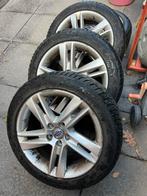 Vredestein Wintrac Pro 235/45R17 Volvo Winterbanden, Auto-onderdelen, Banden en Velgen, Ophalen, Gebruikt, Banden en Velgen, 17 inch