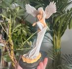 NIEUW! Beeldje engel in unieke vorm met vleugels en jurk, Verzamelen, Ophalen of Verzenden, Nieuw, Fantasy