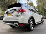 Subaru Forester 2.0i e-BOXER 150pk CVT Premium | Trekhaak |, 12 maanden, Euro 6, 4 cilinders, Wit