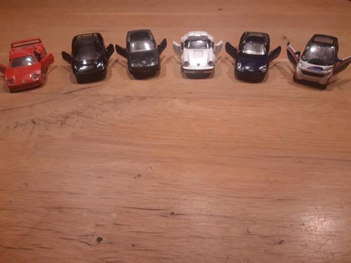 Miniatuur model auto"s, Verzamelen, Automerken, Motoren en Formule 1, Zo goed als nieuw, Auto's, Ophalen of Verzenden
