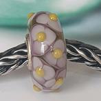 Leuke kleine margrietjes  Van thun By Trollbeads, Sieraden, Tassen en Uiterlijk, Bedels, Glas of Kristal, Nieuw, Ophalen of Verzenden