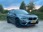BMW X1 2.0 Sdrive 20I AUT 2017 Grijs, Auto's, BMW, 1998 cc, 1800 kg, Beige, Particulier