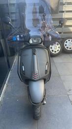 Vespa sprint 50cc full option, Ophalen, Zo goed als nieuw