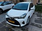 Toyota Yaris 1.0 16V Vvti 5DR 2016 Wit, Auto's, Toyota, Voorwielaandrijving, 527 kg, Handgeschakeld, 3 cilinders