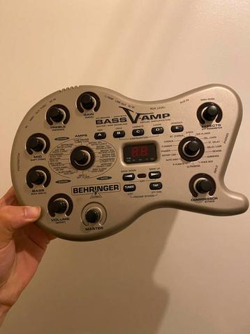 Behringer Bass V-Amp Gitaar Effect Processor beschikbaar voor biedingen