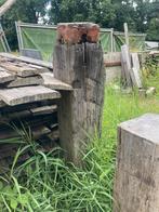 Sokkel, zuil met roestige hoed, aanmeerpaal, Ophalen, Gebruikt