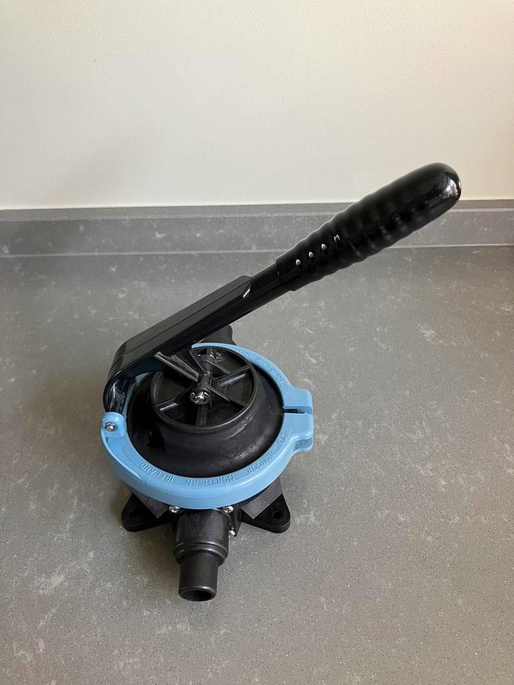Whale Bilge Pomp BP9005 - vuilwaterpomp handpomp, Watersport en Boten, Accessoires en Onderhoud, Gebruikt, Motor en Techniek, Ophalen of Verzenden