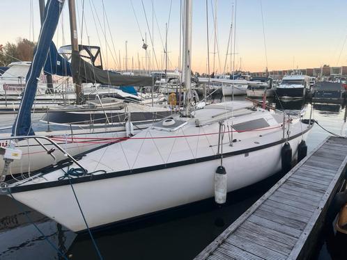 Beneteau first 22 met mercury 5pk, Watersport en Boten, Kajuitzeilboten en Zeiljachten, Gebruikt, Tourjacht of Cruiser, Polyester
