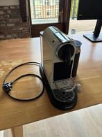 Nespresso Magimix Koffiemachine met Aeroccino Melkopschuimer, Ophalen, Koffiemachine, Zo goed als nieuw, 1 kopje