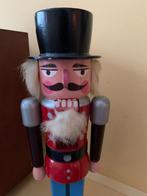 Vintage houten Ertsgebergte notenkraker van 34 cm hoog, Ophalen of Verzenden, Zo goed als nieuw