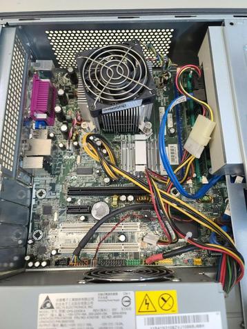 Prima ThinkCentre M55e socket 775 mobo + cpu+koeler combi en beschikbaar voor biedingen