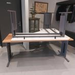 Hoekbureau verstelbaar (ca 8 stuks totaal), Ophalen, Gebruikt
