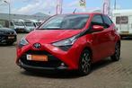 Toyota Aygo 1.0 VVT-i x-play | Automaat! | Navi | Camera |, Stof, Gebruikt, 4 stoelen, Bedrijf
