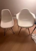 4 vitra Eames stoelen, Huis en Inrichting, Stoelen, Ophalen, Kunststof, Gebruikt, Wit