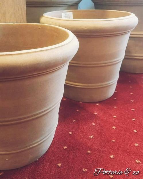 Donatello m- terra handgemaakt en vorstbestendig, Tuin en Terras, Bloempotten, Nieuw, Terracotta, Binnen, Balkon, Tuin, Minder dan 40 cm