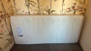 Net matras eenpersoons 90 x 200 beschikbaar voor biedingen