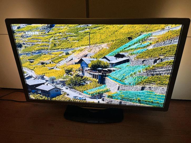 Philips Ambilight LCD TV 46PFL8505H/12, Audio, Tv en Foto, Televisies, Gebruikt, LCD, 100 cm of meer, Full HD (1080p), Philips