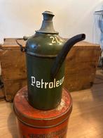 Vintage Petroleum schenkkan, Antiek en Kunst, Antiek | Emaille, Ophalen of Verzenden