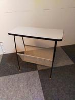 Vintage tijdschriftenrek met tafel, jaren 50, Huis en Inrichting, Woonaccessoires | Krantenbakken en Lectuurbakken, Ophalen, Gebruikt