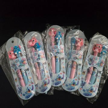 Stitch & Angel pennen set 2 stuks beschikbaar voor biedingen