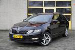 Skoda Octavia Combi 1.5 TSI 131PK! Automaat G-TEC Business E, Auto's, Stof, 4 cilinders, CNG (Aardgas), 96 €/maand