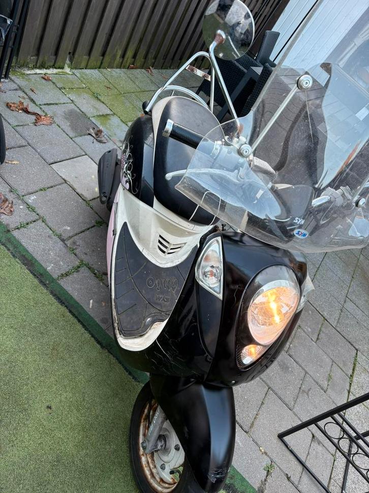 Sym mio met snor kenteken, Fietsen en Brommers, Scooters | SYM, Gebruikt, Mio, Benzine, Ophalen